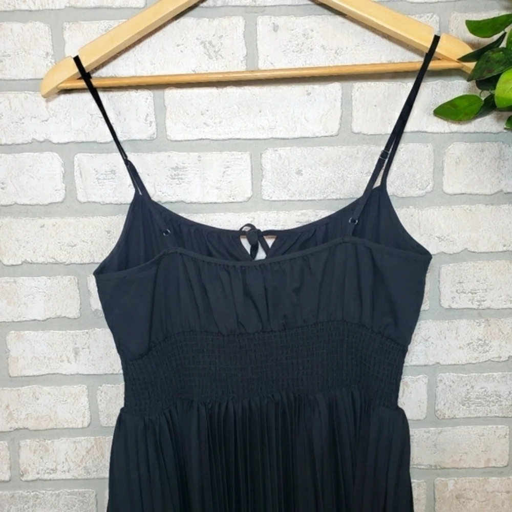 J. CREW Smocked Waist Pleated Dress Size 4